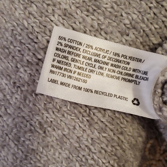 🧡EUC 2T Hooded Poncho - Picture 6 of 6